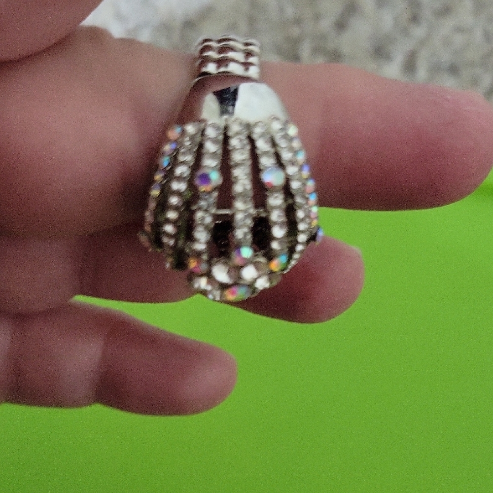 Silver And Black Geometric Pattern Ring - image 2